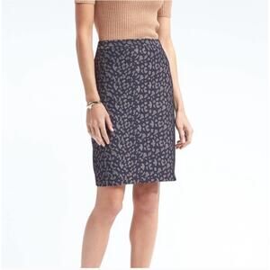 BANANA REPUBLIC Navy Pencil Animal Jacquard Textured Pencil Skirt // 10P